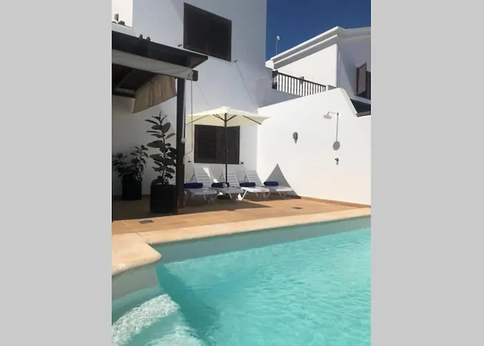 Azalea Villa Playa Blanca